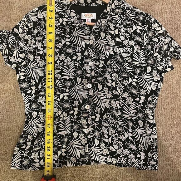 Talbots Top - Picture 8 of 9